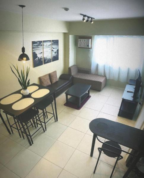 Kaye's Comfy Hub 1